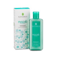 Nature's Muschio Silky Effect bath and shower gel / Гель для ванны и душа